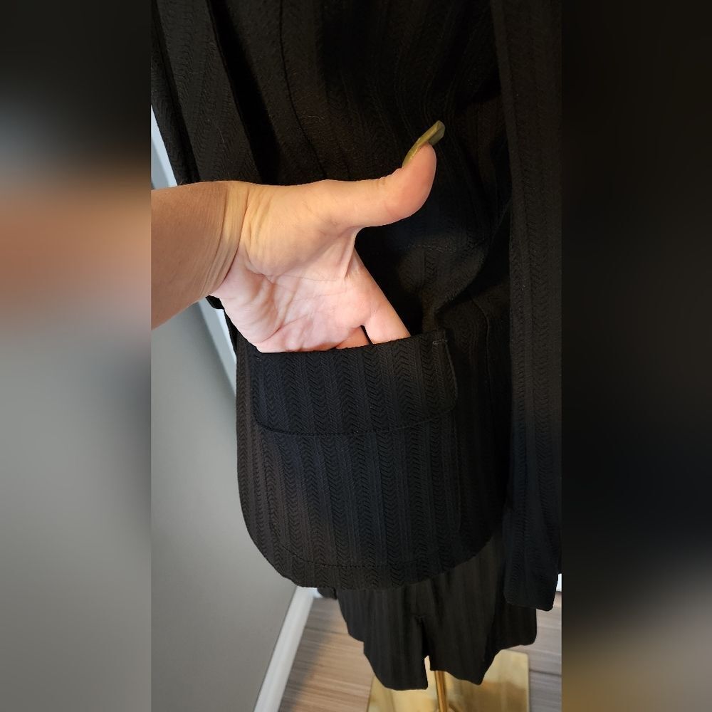 Max Studio Black Blazer - Size 4 - Picture 2 of 8